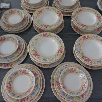 Churchill - Tafelservies (28) - Chelsea Flowers - Porselein