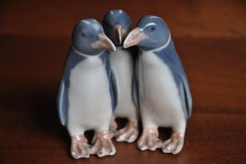 Royal Copenhagen - Beeld, groep pinguins - 10 cm -