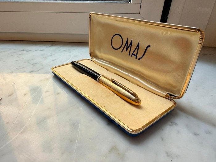 Omas - 555 - Vulpen, Verzamelen, Pennenverzamelingen