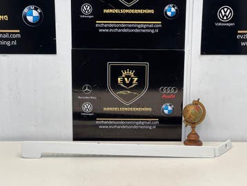 Peugeot Rifter sierlijst grillerails rechts achter bj.2020, Gebruikt, Rechts, Peugeot