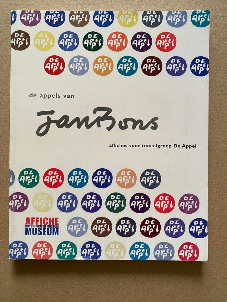 Jan Bons - Affiches Toneelgroep de Appel - 1971-2000 - NIEUW, Boeken, Kunst en Cultuur | Beeldend, Zo goed als nieuw, Schilder- en Tekenkunst