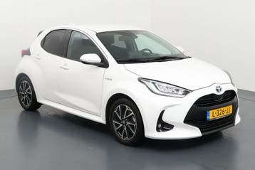 Private Lease - Toyota Yaris - 1.5 Hybrid Style Automaat 5d, Gebruikt, Met garantie (alle), Hybride Elektrisch/Benzine, Yaris