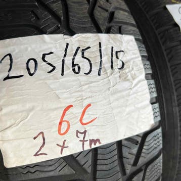 2 x Kleber Krisalp HP2 205-65-15 Winterbanden 7mm, Gebruikt, 15 inch, Band(en), Personenwagen