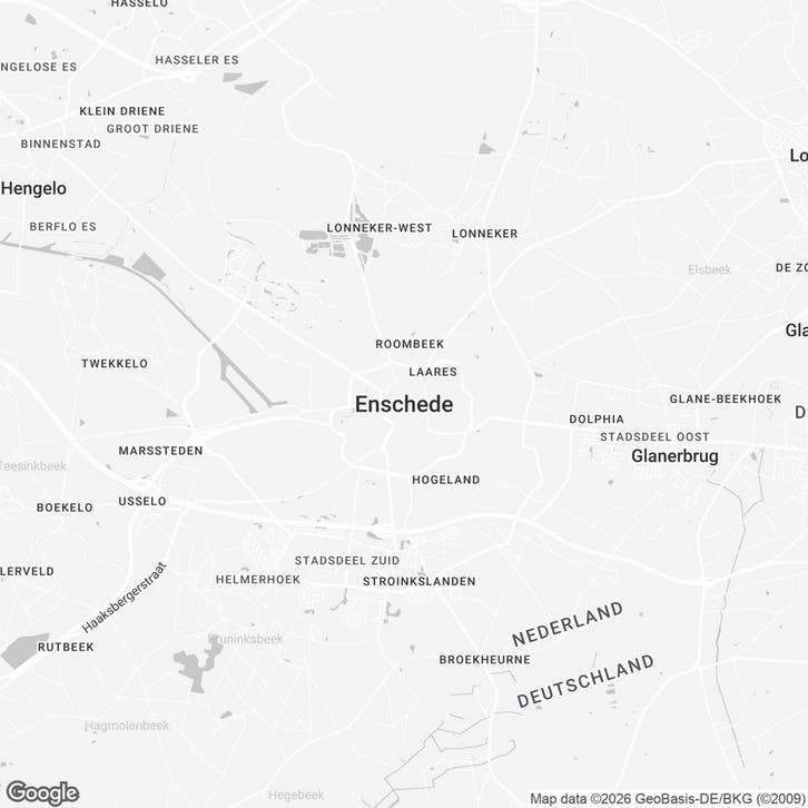 Huis in Enschede gevonden voor €713,- pm, Huizen en Kamers, Garages en Parkeerplaatsen