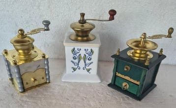 Koffiemolen (3) - Verguld messing - Verzamelkoffiemolen