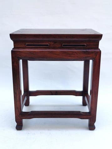 Tafel - hard hout - China (Zonder minimumprijs)