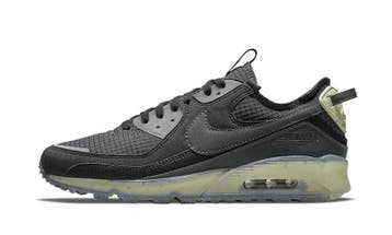 Nike Air Max 90 Terrascape Black Lime Ice, Kleding | Heren, Schoenen, Nieuw