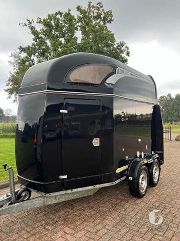 Mooie Atec 2 paards! Met zadelkamer!, Ophalen, Zo goed als nieuw, Polyester, 2-paards trailer