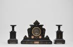 Klok en garnituur set (3) - Marmer, Messing - 1910-1920