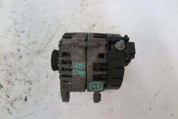 alternator Mercedes Benz W205 W213 2.0 CDI A0009063903, Verzenden, Gebruikt