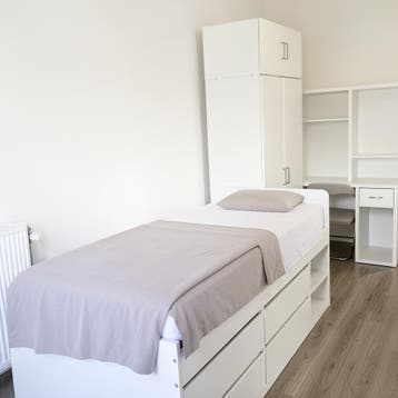 Kamer gevonden in of bij Den-haag