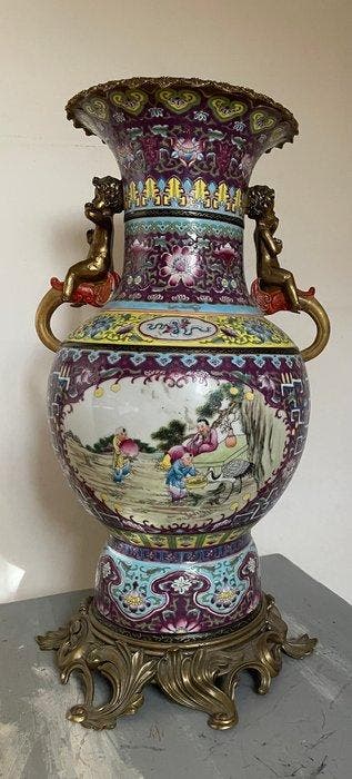 Balustervaas - Porselein - China - Yongzheng (1723-1735)