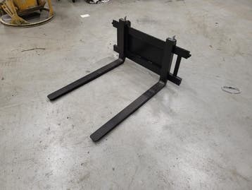 Palletvork Knikmops, Giant, Relly, Verzenden