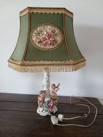 Lamp (2) - Porselein - Tafellamp met kandelaar