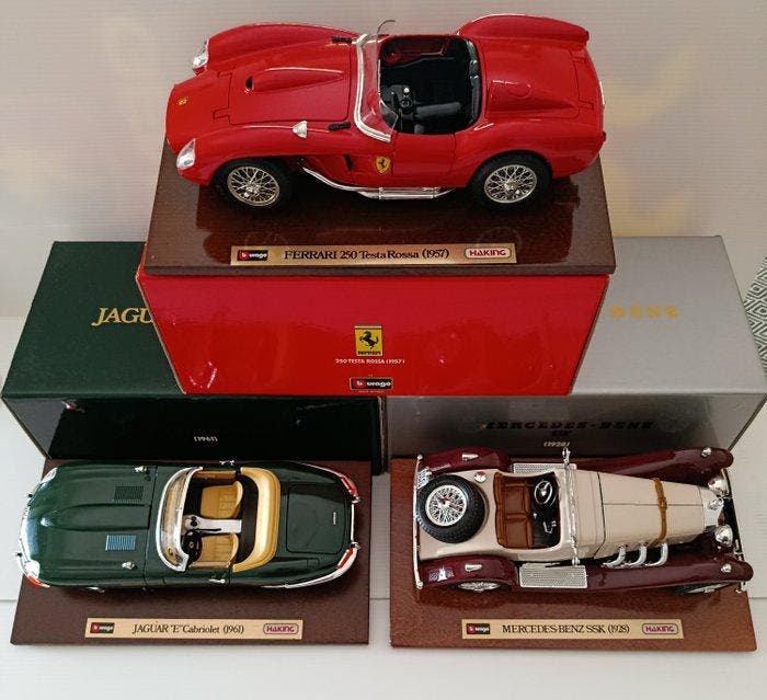 Bburago 1:18 - Modelauto (3), Hobby en Vrije tijd, Modelauto's | 1:5 tot 1:12