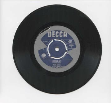 Tom Jones – Detroit City / Ten Guitars (1-7-Vinyl-Single), Cd's en Dvd's, Vinyl Singles, Ophalen of Verzenden, Nieuw in verpakking