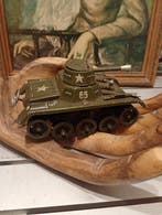 Model militair voertuig