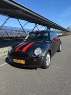Mini 1.6 16V ONE, Auto's, Voorwielaandrijving, Stof, Zwart, Zwart