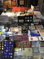 Wereld. Collection of coins/banknote/medals/euro inkl. pp