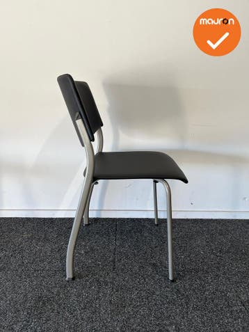 Ahrend 460 vergaderstoel - grijs onderstel - nieuw zwart kun, Vergader- of Presentatieruimte, Ophalen of Verzenden, Gebruikt, Stoel