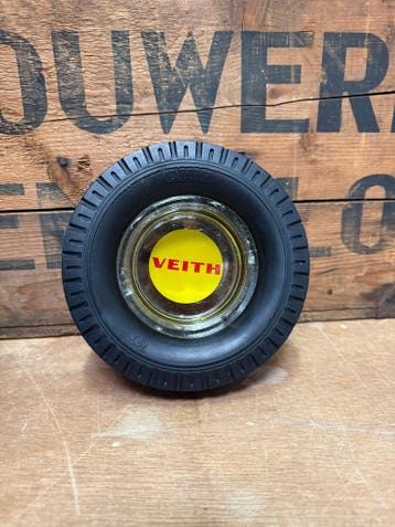 Vintage bandenasbakken met glazen inzet - Veith rood logo, Ophalen of Verzenden, Nieuw