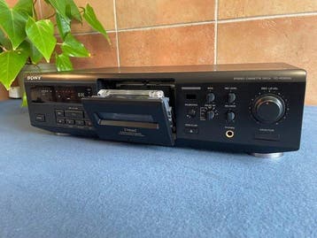 Sony - TC-KE600S 3-head HX-pro Audiocassette deck, Nieuw