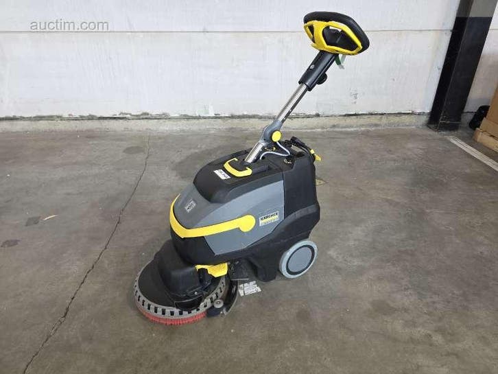 Industriële schrob-/zuigmachine Kärcher BD 38/12..., Witgoed en Apparatuur, Stofzuigers, Ophalen