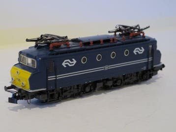 Märklin H0 - 3327 - Elektrische locomotief (1) - 1135 - NS, Nieuw