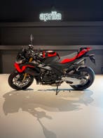 Aprilia Tuono V4 Factory 1100cc (nu met € 1000 korting!), Motoren, Motoren | Aprilia, 2 cilinders, Motorrijbewijs A, Sport, Meer dan 35 kW