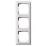 Gira Afdekraam 3 voudig Zuiver wit (hagelwit) MAT 021304, Nieuw, Stopcontact