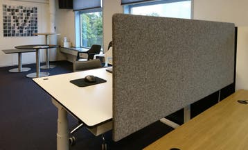 Voorzetwand, Gabriel Hush stoffering, Overige plaatsen, Ophalen of Verzenden, Nieuw in verpakking, Bureau