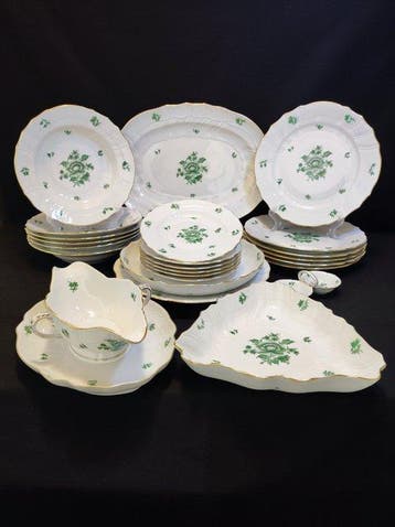 Herend - Eetservies voor 6 (24) - Nanking Bouquet Grün (NBV)