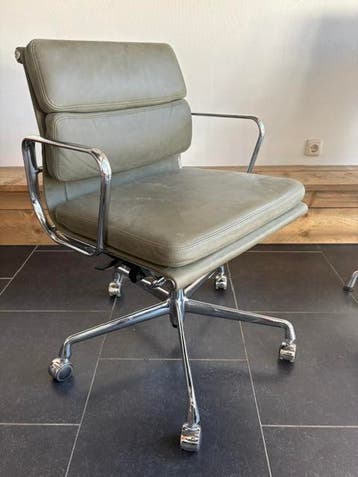 Design 2.0, Vitra, Fritz Hansen design tegen scherpe prijzen, Zo goed als nieuw, Leer