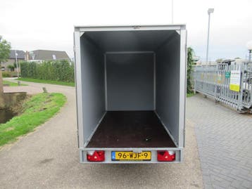 Hapert gesloten aanhangwagen 250x130x150 1350kg, Auto diversen, Ophalen, Zo goed als nieuw