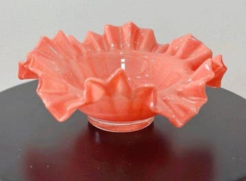 Vaas - Glas - Koraalkleurige glazen kom, Antiek en Kunst
