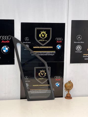 Mercedes Sprinter Driehoeks ruit rechts voor 2022 43R-00390, Gebruikt, Mercedes-Benz