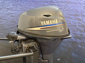 Yamaha 15 pk buitenboordmotor | Powertrim | Afstandsbedienin, Watersport en Boten, Buiten- en Binnenboordmotoren, 10 tot 30 pk