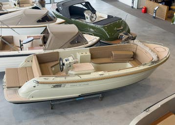 Primeur 700 Lounge | 42PK | Ecodeck | Zonnedek | Vaarklaar, Watersport en Boten, Tender, Binnenboordmotor, Kussenset, 1.00 - 1.50 meter