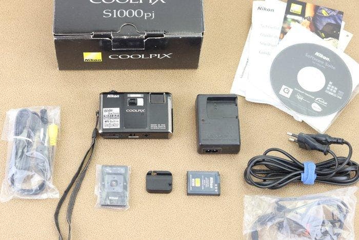 Nikon Coolpix S1000pj Projector camera Digitale compact, Audio, Tv en Foto, Fotocamera's Digitaal