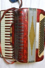 S. Soprani - 120 bassen - - Accordeon - Italië - 1970, Muziek en Instrumenten, Blaasinstrumenten | Blokfluiten, Nieuw