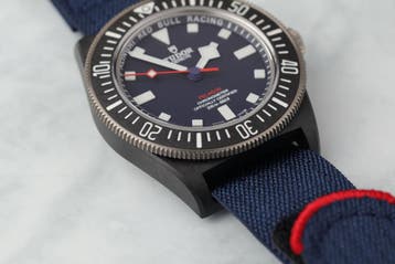 Tudor FXD Red Bull M25707KN 2025 Full Set Ongedragen, Overige merken, Kunststof, Polshorloge, Nieuw