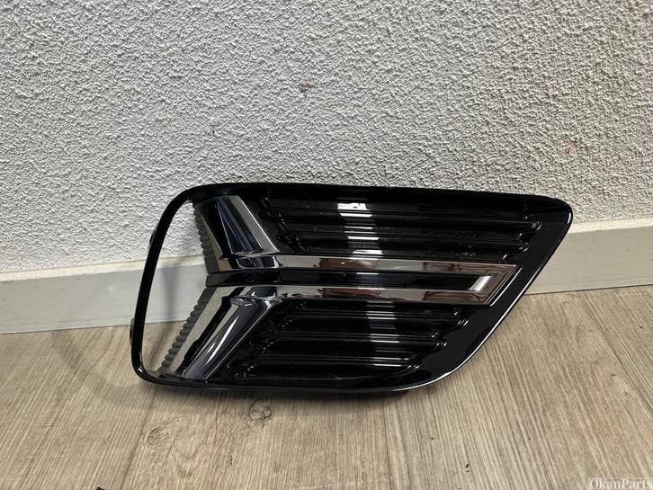 Renault Arkana rechter mistlamp kap rechts 261A22101R, Auto-onderdelen, Carrosserie en Plaatwerk, Gebruikt, Renault, Voor, Rechts