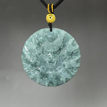 Snijwerk, Natural Jade Dragon Pendant - 51 mm -, Verzamelen