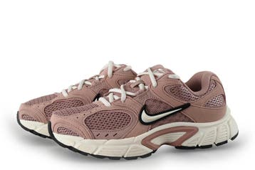 Nike Sneakers in maat 38½ Roze, Kleding | Dames, Schoenen, Overige kleuren, Verzenden, Nike, Sneakers of Gympen