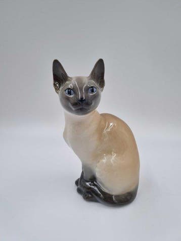 Royal Copenhagen - Figuur - Royal Copenhagen Siamese Cat