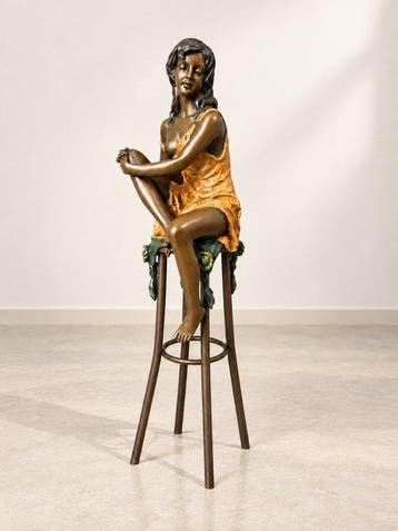 Pierre Collinet - sculptuur, Zittende dame op hoge kruk -, Antiek en Kunst