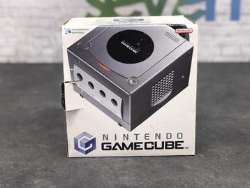 Nintendo Gamecube Starter Pack Premium - Silver Edition, Spelcomputers en Games, Spelcomputers | Nintendo GameCube, Ophalen of Verzenden