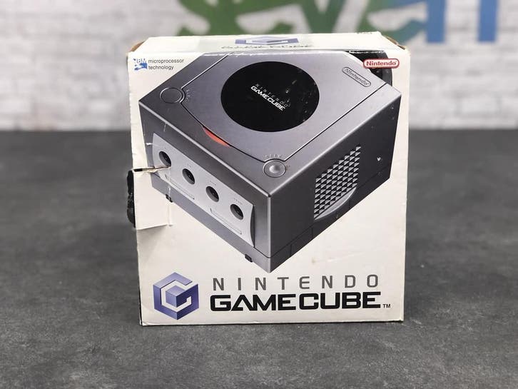 Nintendo Gamecube Starter Pack Premium - Silver Edition, Spelcomputers en Games, Spelcomputers | Nintendo GameCube, Zo goed als nieuw