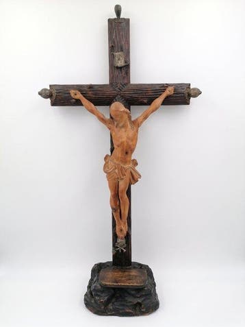 Crucifix - Pear - 1900-1910 - Crucifix Pear wood