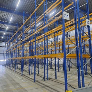 Gebruikte Esmena palletstelling 4950x3600x1000mm (hxbxd) 3